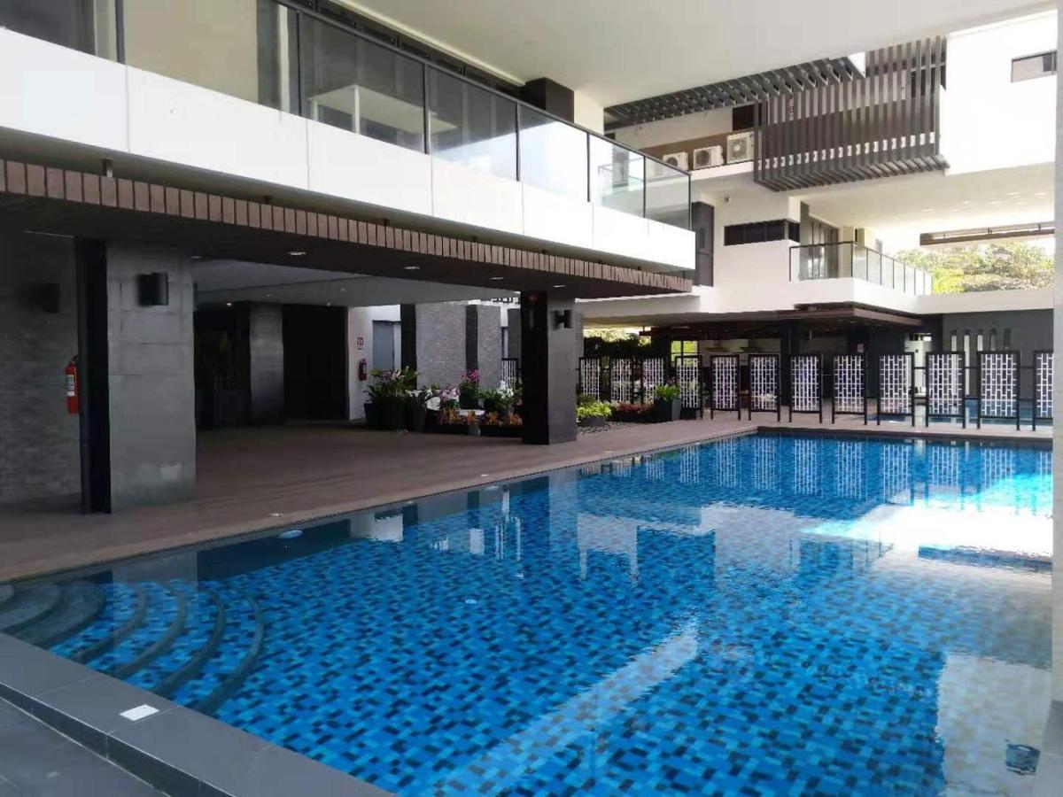 Beachfront Executive Studio Mae Phim Rayong Exterior photo
