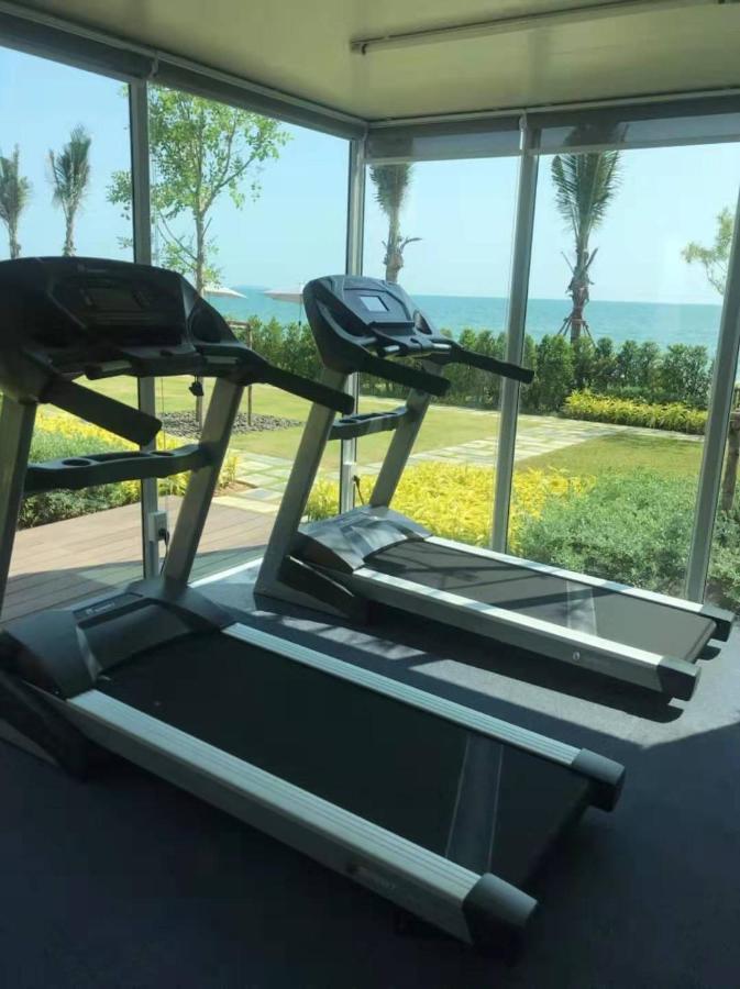 Beachfront Executive Studio Mae Phim Rayong Exterior photo